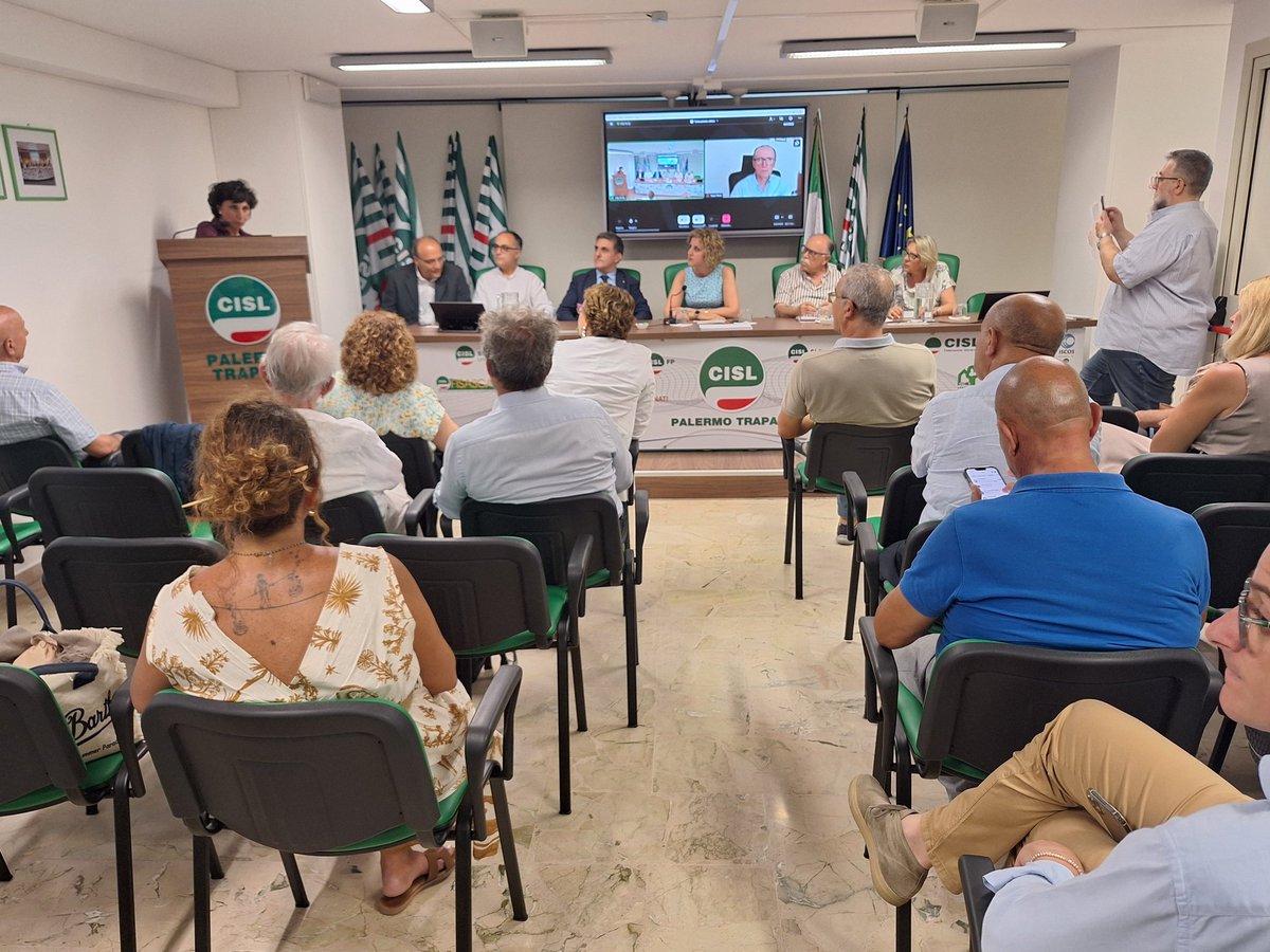 Cisl Palermo Trapani (@cislpatp) on Twitter photo #vitasenzabarriere
<a href="/federicabad/">Federica Badami</a>, “pensiamo ad un approccio generale al tema della disabilità, non solo le pratiche legate ai diritti e alle tutele dei disabili ma anche promozione di politiche sociali a favore dei caregiver e lo studio di tutti i benefici esistenti". #vitasenzabarriere
<a href="/federicabad/">Federica Badami</a>, “pensiamo ad un approccio generale al tema della disabilità, non solo le pratiche legate ai diritti e alle tutele dei disabili ma anche promozione di politiche sociali a favore dei caregiver e lo studio di tutti i benefici esistenti".