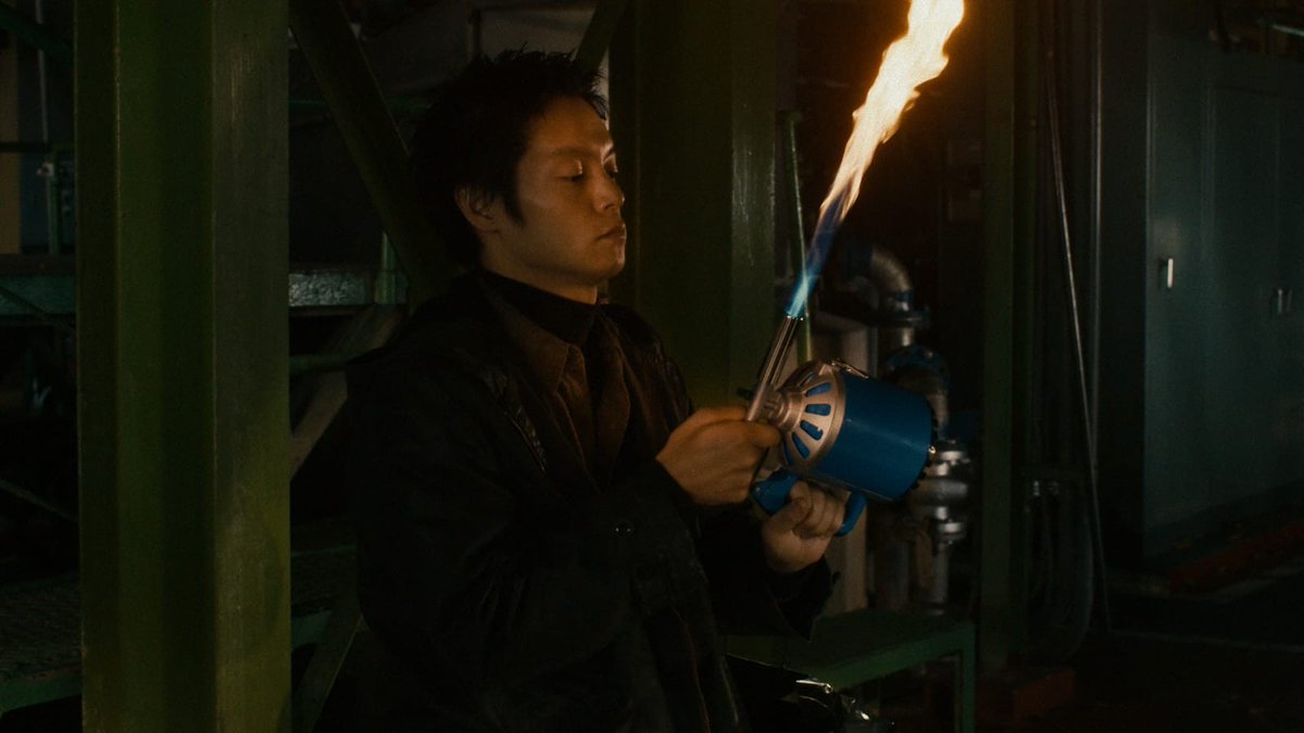 Kiyoshi Kurosawa is back online in the U.S. trailer for 'Cloud,' which comes to theaters this month: thefilmstage.com/kiyoshi-kurosa…
