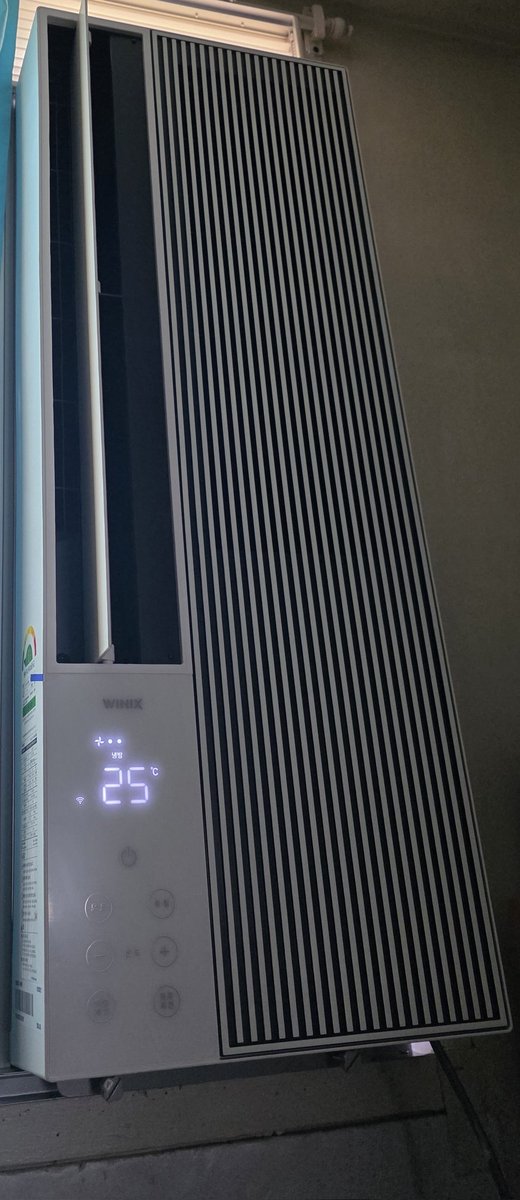 아아.... 에어컨 없을때는 매일 했는데 에어컨 설치 했더니 귀찮구나...

내 생에 첫 내 방 에어컨