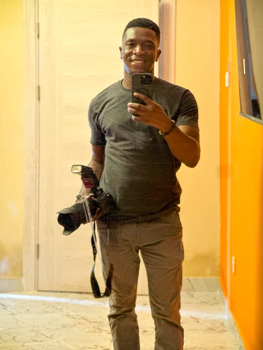 Ayomide_370's tweet photo. From lens to legacy
It’s more than content, it’s impact.
#VisualStorytelling | #ContentCreator | #BehindTheScenes https://t.co/dUekmwwmIN