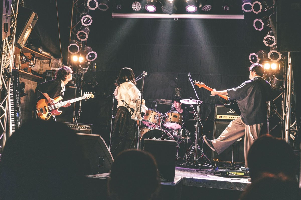 水都音楽祭 予選 結果は2位でした！
とても僅差で悔しい負け方をしてしまいましたが
みなさんと楽しい時間を過ごせて良かったです！
夜更けはこれからも精進して参りますので
応援よろしくお願いいたします🌙