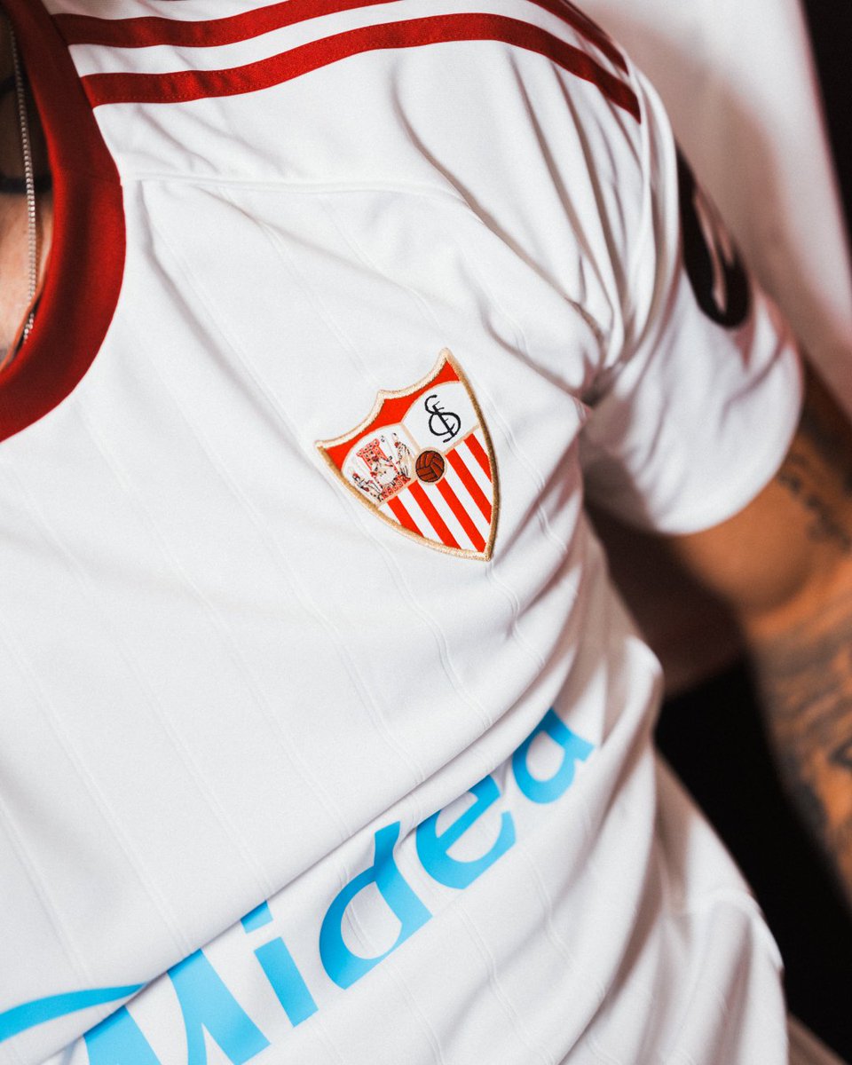 SevillaFCpt's tweet photo. 🔝👕 https://t.co/spajsBs00b