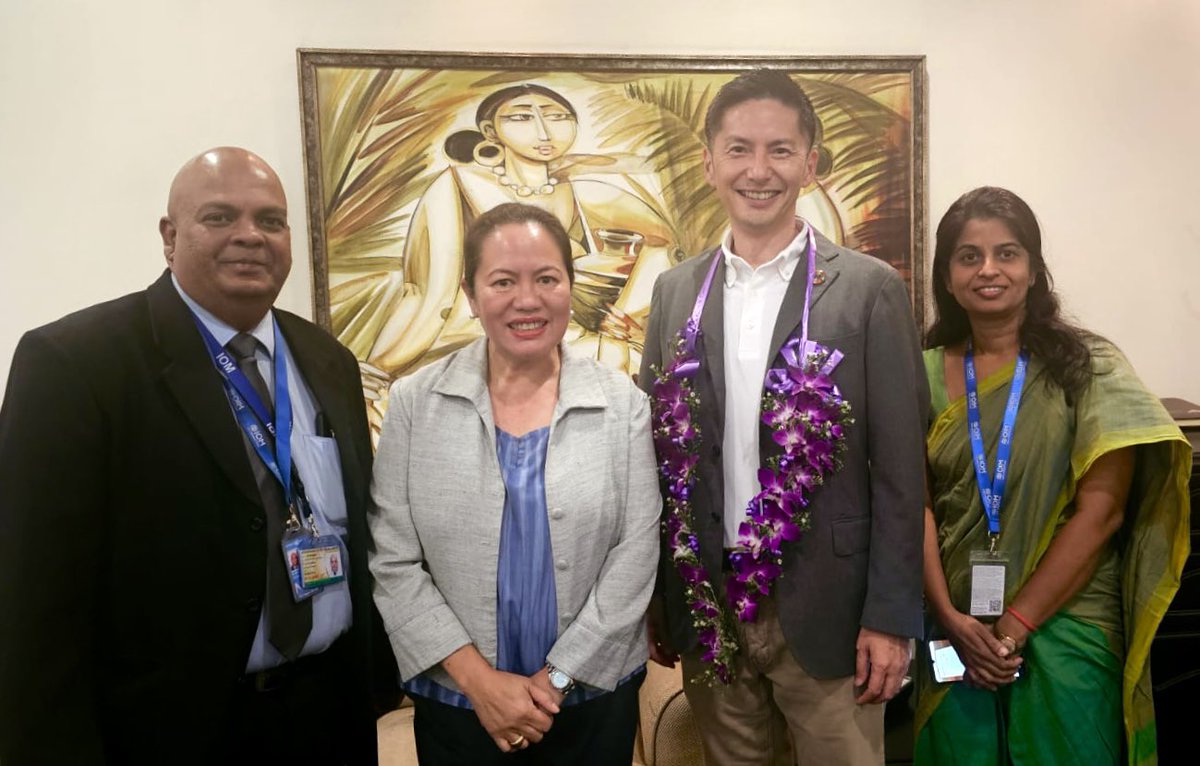 IOMSLandMV's tweet photo. Thrilled to welcome @iori_IOM, Regional Director for @IOMAsiaPacific to Sri Lanka 🇱🇰, for the second leg of his official visit to @IOMSLandMV!

An exciting host of engagements with the Government of Sri Lanka #lka, development partners, @UNSriLanka and communities await! https://t.co/ZghFKS3X6v