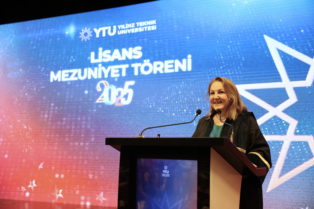 YTÜ Makine Fakültesi, mühendislikteki birikimiyle yeni mezunlarını uğurladı!

Rektörümüz Prof. Dr. Eyüp Debik, törende Makine Fakültesi mezunlarımıza seslendi:

“Öğrencilerimize en güncel bilgileri aktarıyoruz ama asıl hedefimiz, bu bilgiyi topluma fayda sağlayan ürün ve