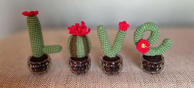 We're melting 7 it's hard to think about yarnie items today but we need to find a new Facebook cover photo for July.
So please post pics of the knitting and crochet that's making you happy below - they can be works in progress or finished objects.
We 'll choose a winner tomorrow