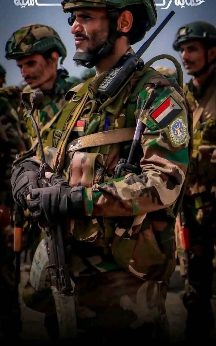 كيف تتعرفوا على #منابر_الاخوان.؟ 

هي المنابر التي لها سنه تسمعوها كل يوم وهي تدعو من على المنابر  #لحماس وتدعي انها تناصر أهلنا في غزه.

والتي هي على مر عشر سنوات لم تسمعوها تدعو ولا يوم بدعوه لإخواننا في 
ال #القوات_المسلحه_الجنوبيه