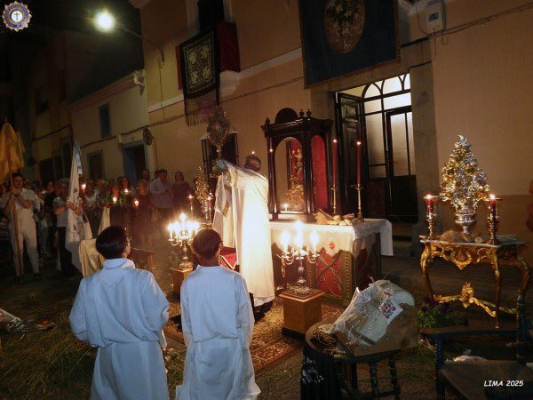 #VillanuevaDeLaSerena acogió la #FiestaDeLasEspigas de la #AdoraciónNocturna

📌 Hubo una nutrida participación de adoradores llegados desde distintas secciones de la archidiócesis.
📌 El Santísimo procesión por diversas calles de la localidad.

📱 cutt.ly/1rTRbkcu