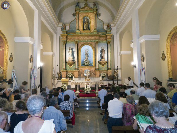 ArchiMridaBadaj's tweet photo. #VillanuevaDeLaSerena acogió la #FiestaDeLasEspigas de la #AdoraciónNocturna

📌 Hubo una nutrida participación de adoradores llegados desde distintas secciones de la archidiócesis.
📌 El Santísimo procesión por diversas calles de la localidad.

📱 https://t.co/6NMZnUkyKc https://t.co/scAT9VRVdg