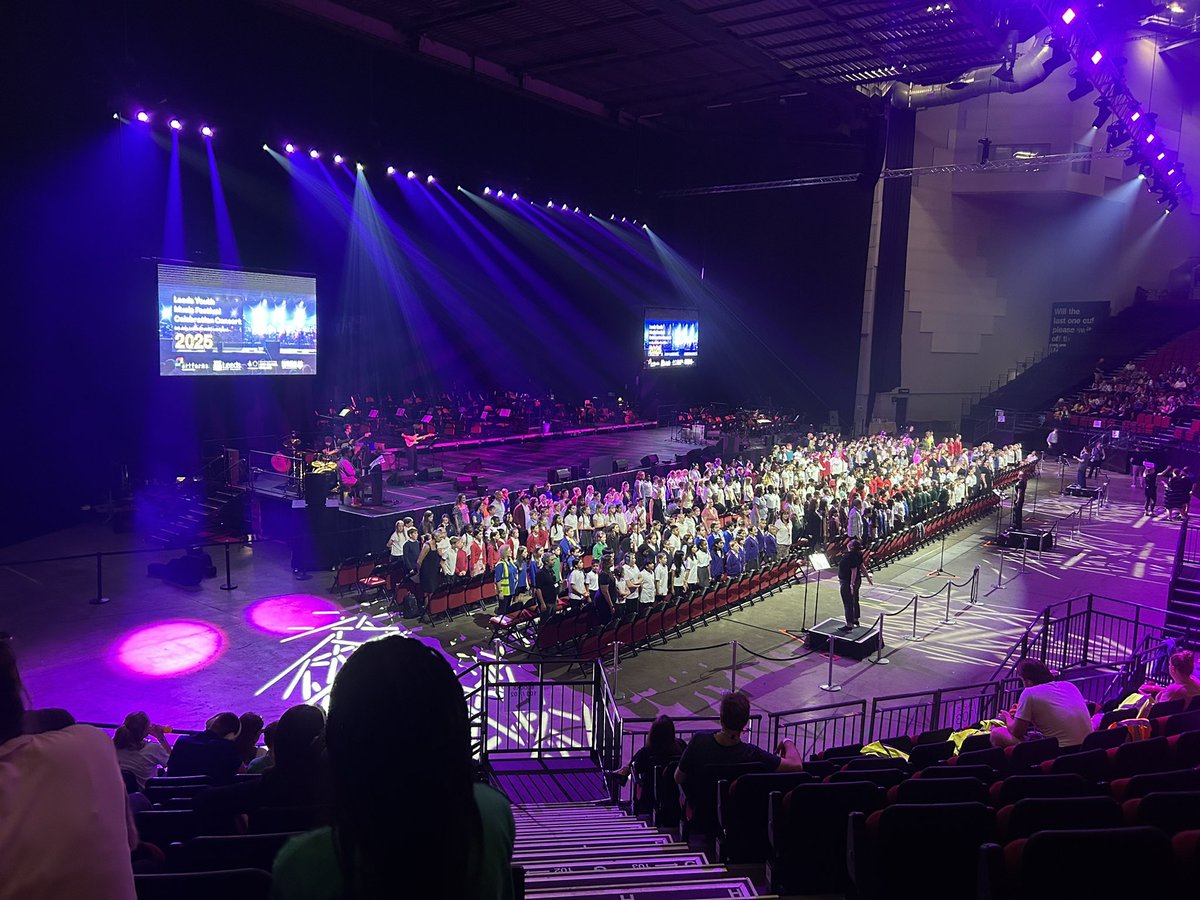 Final rehearsals and sound checks complete…7pm show time at Leeds Arena for the Leeds Youth Festival Celebration Concert 2025!!! We were lucky enough to hear lots of ensembles and the super primary school choir this afternoon!