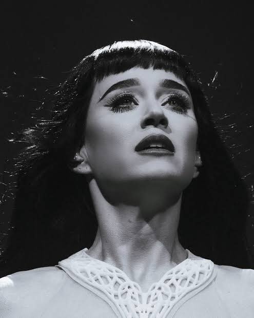 popverseHD's tweet image. Pollstar divulga box office de show da “Lifetimes Tour” em Las Vegas. Com apenas 79% de lotação, Katy Perry falhou em lucrar 1M no show.
5/17/2025
Katy Perry
T-Mobile Arena - Las Vegas, NV
7.198/ 9.131 (79%)
$895,461 ($60 - $300)