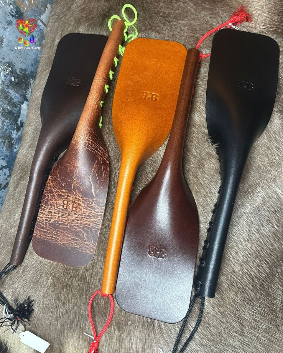 BBBAltFetBazaar's tweet photo. 🔥 Trader Spotlight: Big N Buff Bespoke! 🔥
This is exactly what BBB is all about - genuine artisan craftsmanship! Big N Buff creates stunning bespoke fetish products.
@bignbuffbespoke
#BBB #BigNBuff #ArtisanCrafted #BespokeLeather #HandmadeKink #QualityCraftsmanship https://t.co/a3u5PCBAdp
