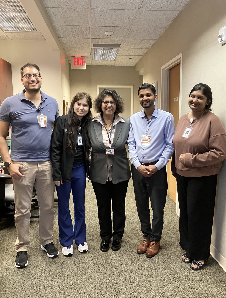 ShilpaChitnis2's tweet image. July 1, 2025, marks the beginning of a new Neurology residency program in East Texas at @uttylersom
Pictures were taken this morning as Bootcamp starts with 4 new residents. Dr. Golden & Dr. Kowalski kick-starting boot camp on day # 1. Exciting times ahead.