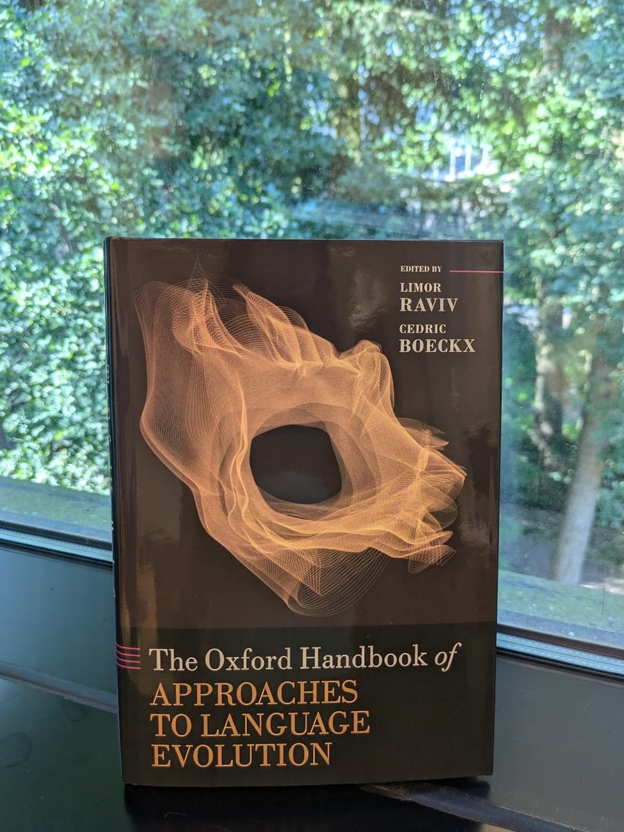 Anita Slonimska, PhD (@anitaslonimska) on Twitter photo What a great feeling to be back at MPI and find this beauty waiting on my desk! My first chapter contribution, together with <a href="/ozyurek_a/">Prof. Asli Ozyurek @ozyurek_a</a> , is out in the Oxford Handbook of Approaches to Language Evolution, edited by fantastic <a href="/Limor_Raviv/">Dr. Limor Raviv 🦄🤗🐘🦒</a> and <a href="/cedricboeckx/">cedric boeckx</a> academic.oup.com/edited-volume/… What a great feeling to be back at MPI and find this beauty waiting on my desk! My first chapter contribution, together with <a href="/ozyurek_a/">Prof. Asli Ozyurek @ozyurek_a</a> , is out in the Oxford Handbook of Approaches to Language Evolution, edited by fantastic <a href="/Limor_Raviv/">Dr. Limor Raviv 🦄🤗🐘🦒</a> and <a href="/cedricboeckx/">cedric boeckx</a> academic.oup.com/edited-volume/…