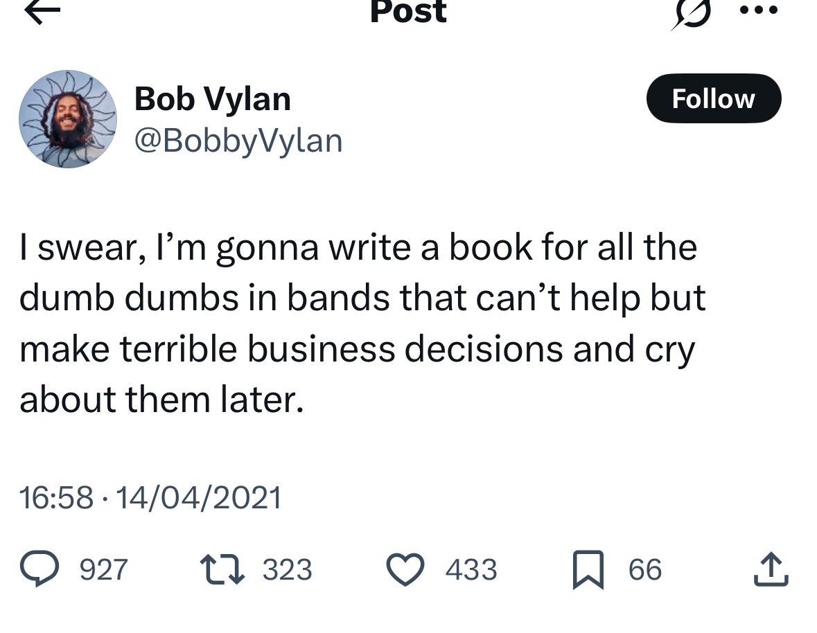 <a href="/NotFarLeftAtAll/">WeGotitBack 🏴󠁧󠁢󠁥󠁮󠁧󠁿🇬🇧🇺🇸</a>