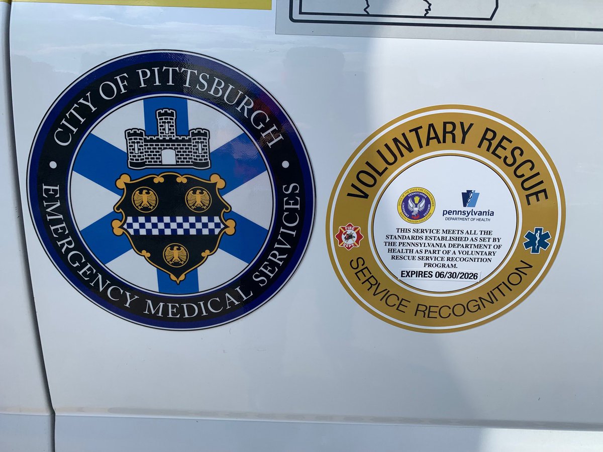 PghEMS's tweet image. EMS Training Tuesday!
Eight paramedics completed the PA Fish & Boat Water Rescue and Emergency Response Program. This specialized training readies our paramedics to respond to swift water rescues, providing medically directed rescue on waterways and during flash flooding events.