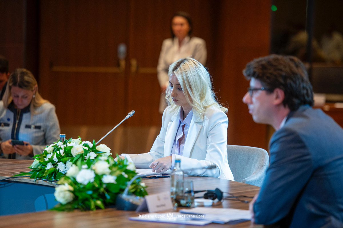 Ponosna sam što je Crna Gora prepoznata od strane Evropske komsije kao najuspješnija u regionu u sprovođenju Reformske agende – sa čak 88% završenih i skoro završenih mjera. 🇲🇪⭐️

📍Na Samitu lidera Zapadnog Balkana o Planu rasta poručila sam da ovi rezultati potvrđuju snažnu