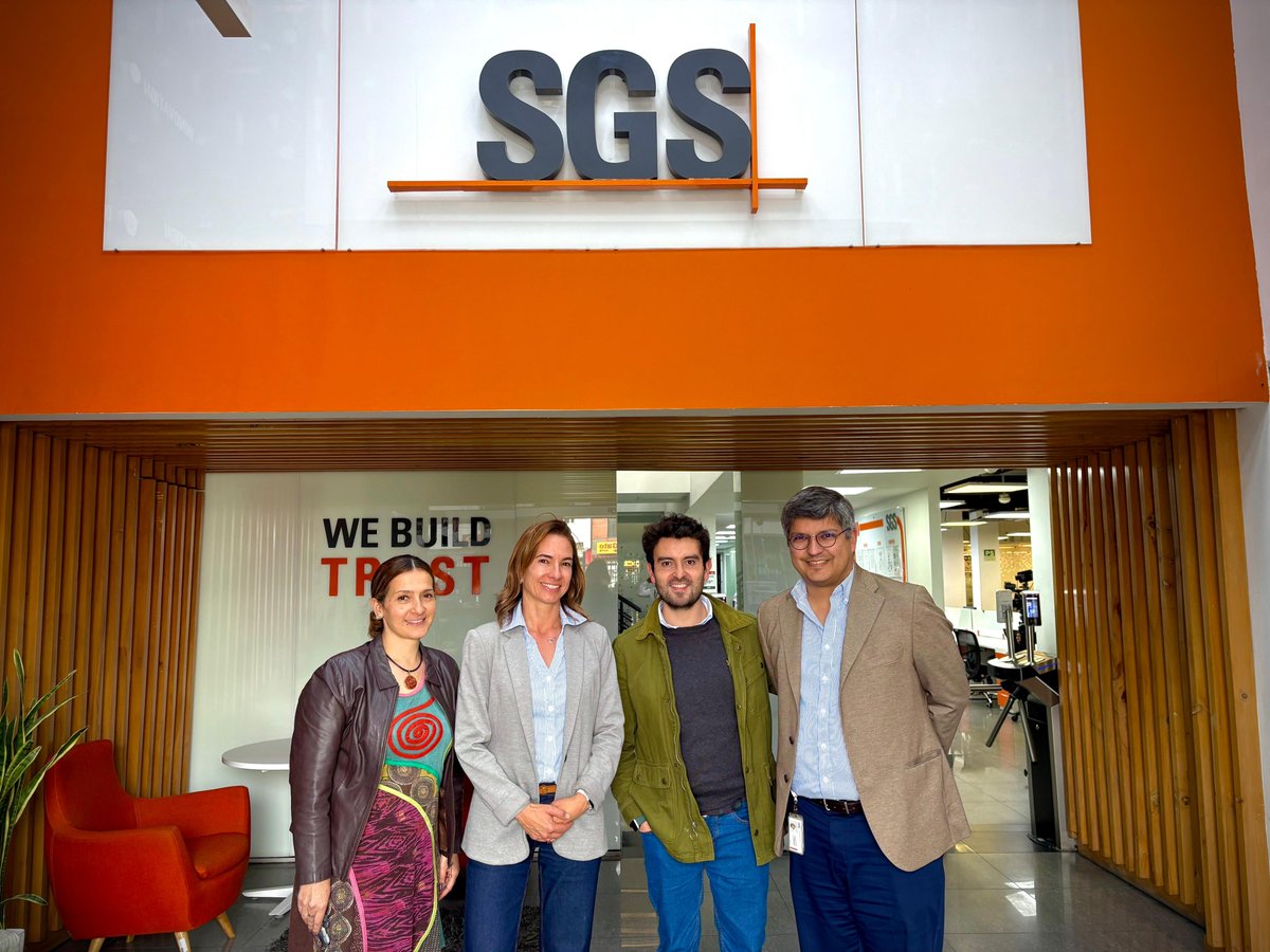 Agradecemos a Iván Domínguez, CEO de @SGS_Colombia, y a Ana María Saldarriaga, por su cálida hospitalidad durante la visita a sus oficinas.

Conocimos de cerca su compromiso con la calidad, la innovación y la sostenibilidad. ¡Un aliado clave en la relación 🇨🇭🇨🇴 #SwissColombia