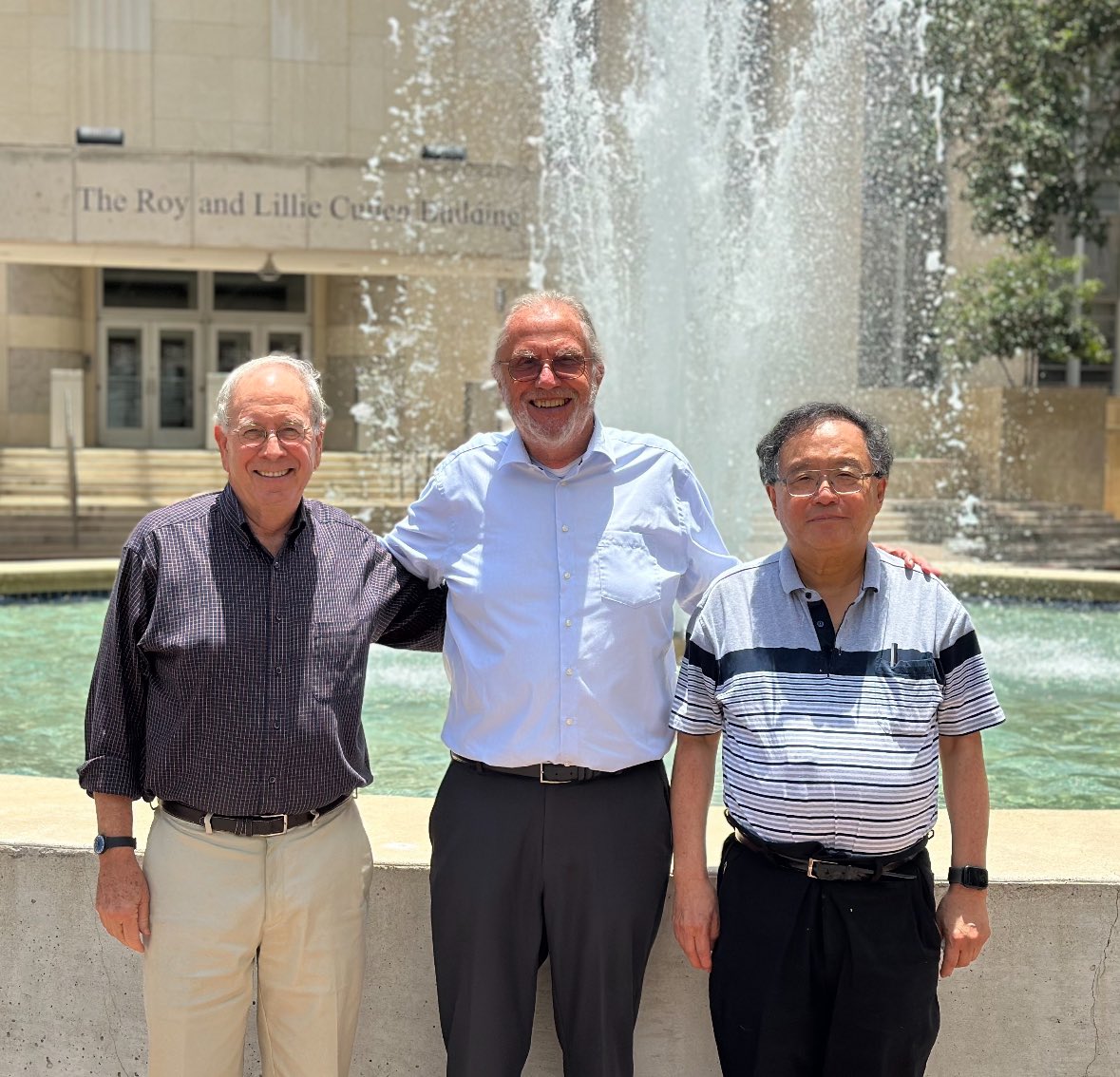 bcm_neurosci's tweet image. A special thank you to Dr. Peter Saggau for returning to Baylor and delivering the final talk in our 2024-2025 #neuroscience seminar series! We’re grateful for your insights and continued connection to our community!