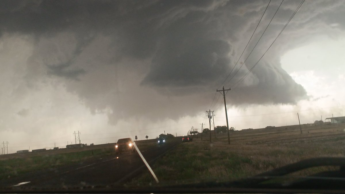 Batman121417's tweet photo. Lubbock storms recently https://t.co/OtvtNQI94S