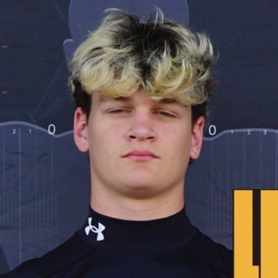 5StarScouting's tweet photo. 2027 3⭐️ LB
Bryce Breeden
Bridge City, TX.
6-2/215 🎓 3.7 GPA 
@Bryce_Breeden 

https://t.co/5xT6XJlh7O https://t.co/ROJ5dIR4B4