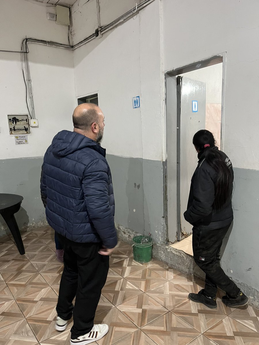 fedesassoneOK's tweet photo. SEGUIMOS VISITANDO INSTITUCIONES

Visitamos la Sociedad de Fomento 15 de Enero de Longchamps, donde conocimos a su nueva Comisión Directiva y fuimos recibidos por Cristina, actual presidenta, recorrimos sus instalaciones, incluyendo las obras realizadas. 
También nos contaron https://t.co/SY4PMB0siW