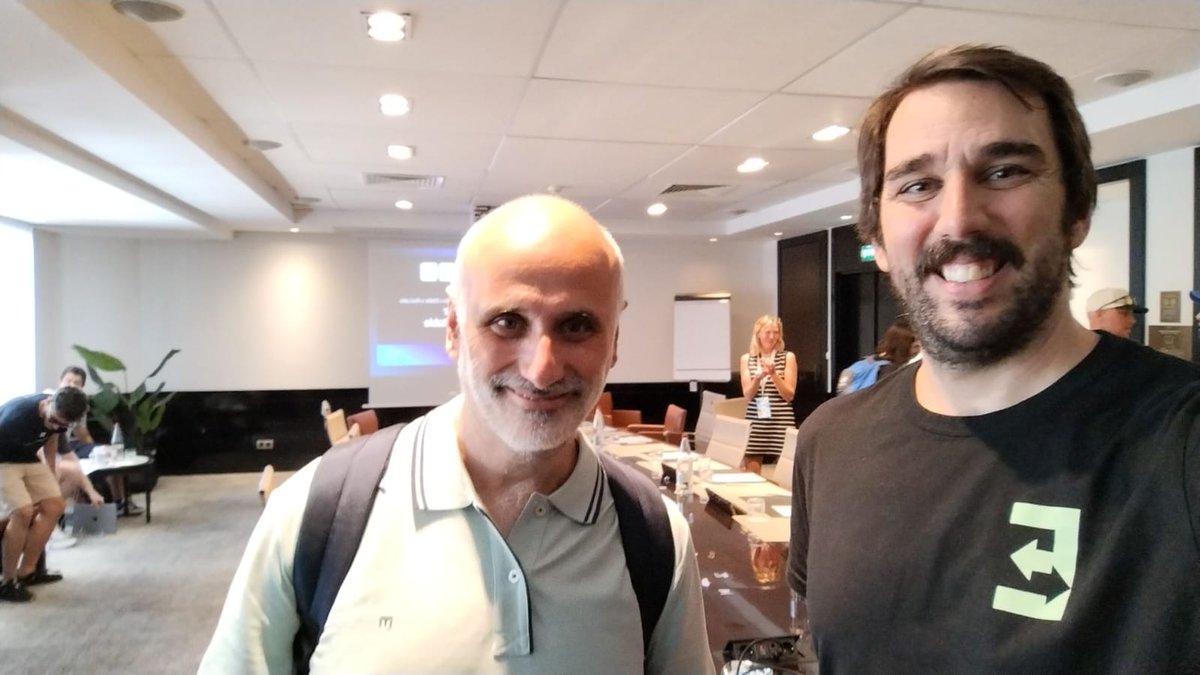 AlphaGrowth_xyz's tweet image. Very good vibes around #EthCC!
👉Lots of buzz around preconfirmations and based apps — exciting times for Ethereum infra.
👉Great convo with the @GloDollar team. Love seeing mission-driven ideas take shape.
👉Quality time with @dogstarcoin's CTO.
👉And of course, reconnecting…