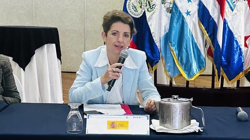 EmbEspCostaRica's tweet photo. La cooperación española contribuye a la mejor gestión del agua en Puerto Viejo y la cuenca del Sarapiquí a través del  programa de seguridad hídrica del SICA.

#Arauclima https://t.co/ocblLZHavf