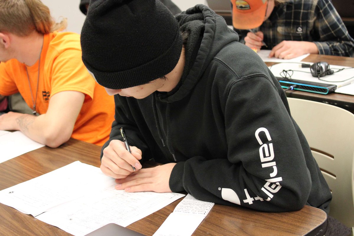 Help us build the next generation of trades workers!  
Post your jobs on Trade Up 2 Construction and be part of the solution to the construction workforce shortage. careers.tradeup2construction.com
💬 Have questions? Reach out to us at jmonroe@nwagc.org. We’re here to help you hire.