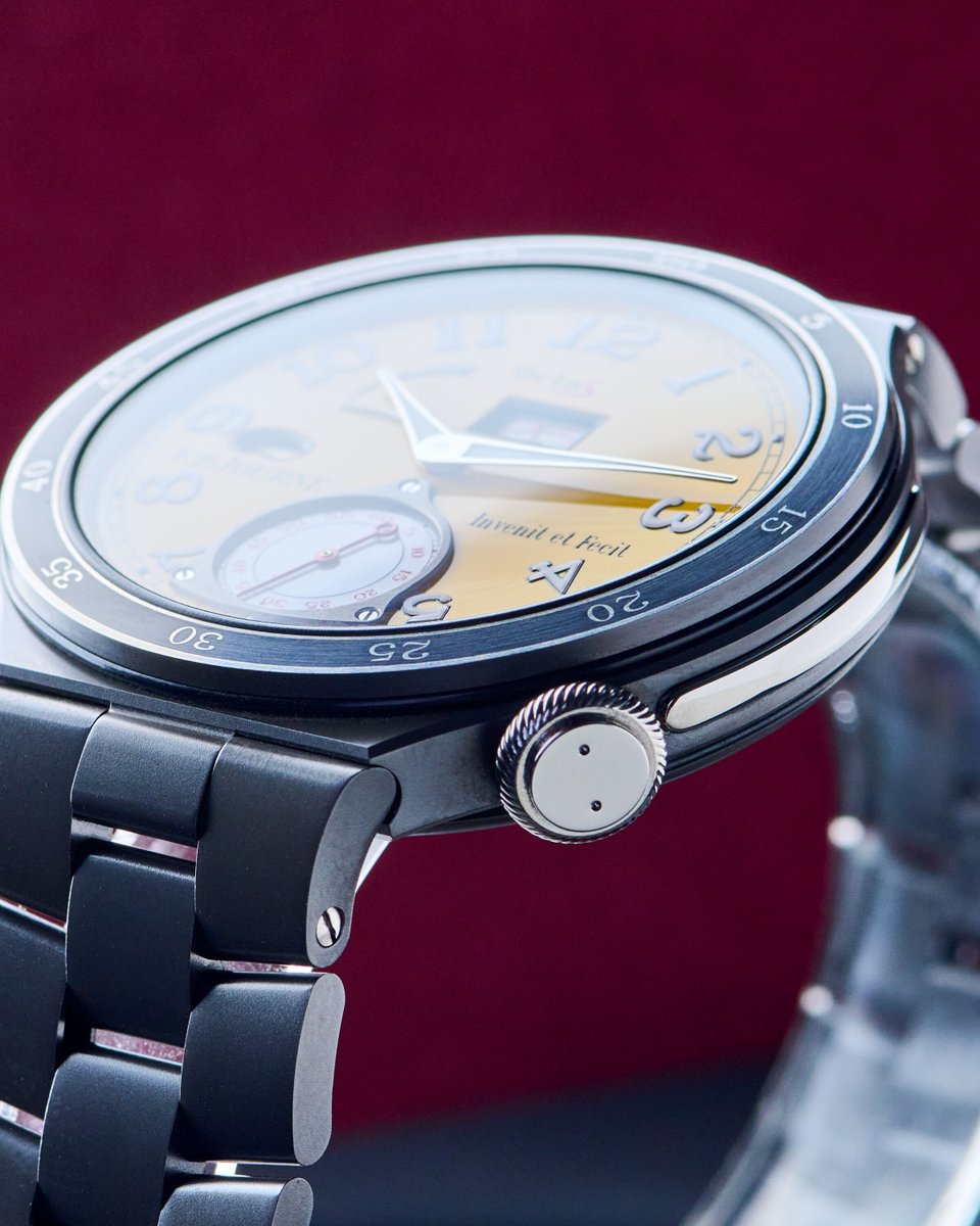 EuropeanWatchCo's tweet image. ⚡️ Ultra-light, unmistakable, and unapologetically bold. 🟡 

This is the F.P. Journe Octa Sport ARS. Crafted in titanium, powered by a 120-hour automatic movement, and dressed in a dial that demands attention. 💛

Part of the LineSport collection, it blends Journe’s signature…