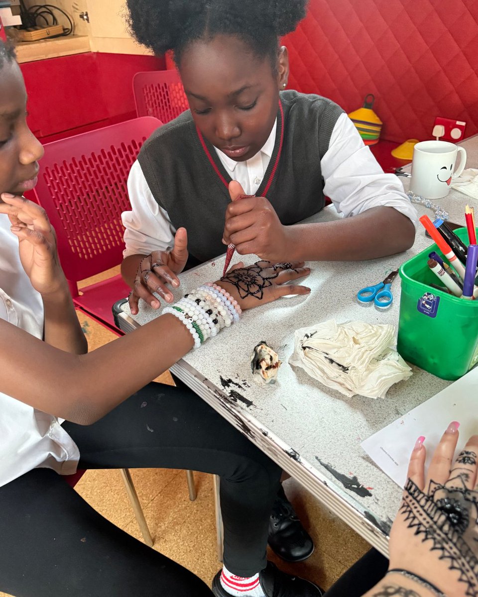Young Hackney (@younghackney) on Twitter photo Check out what our Young Women’s Group at Eastway have been up to recently 👇🏼
Look like fun to you? The group meets on Tuesday from 3.30-7pm at Young Hackney Eastway. If you're a young woman aged 10-16 & want to get involved, contact jessica.feeneydavies@hackney.gov.uk ! Check out what our Young Women’s Group at Eastway have been up to recently 👇🏼
Look like fun to you? The group meets on Tuesday from 3.30-7pm at Young Hackney Eastway. If you're a young woman aged 10-16 & want to get involved, contact jessica.feeneydavies@hackney.gov.uk !