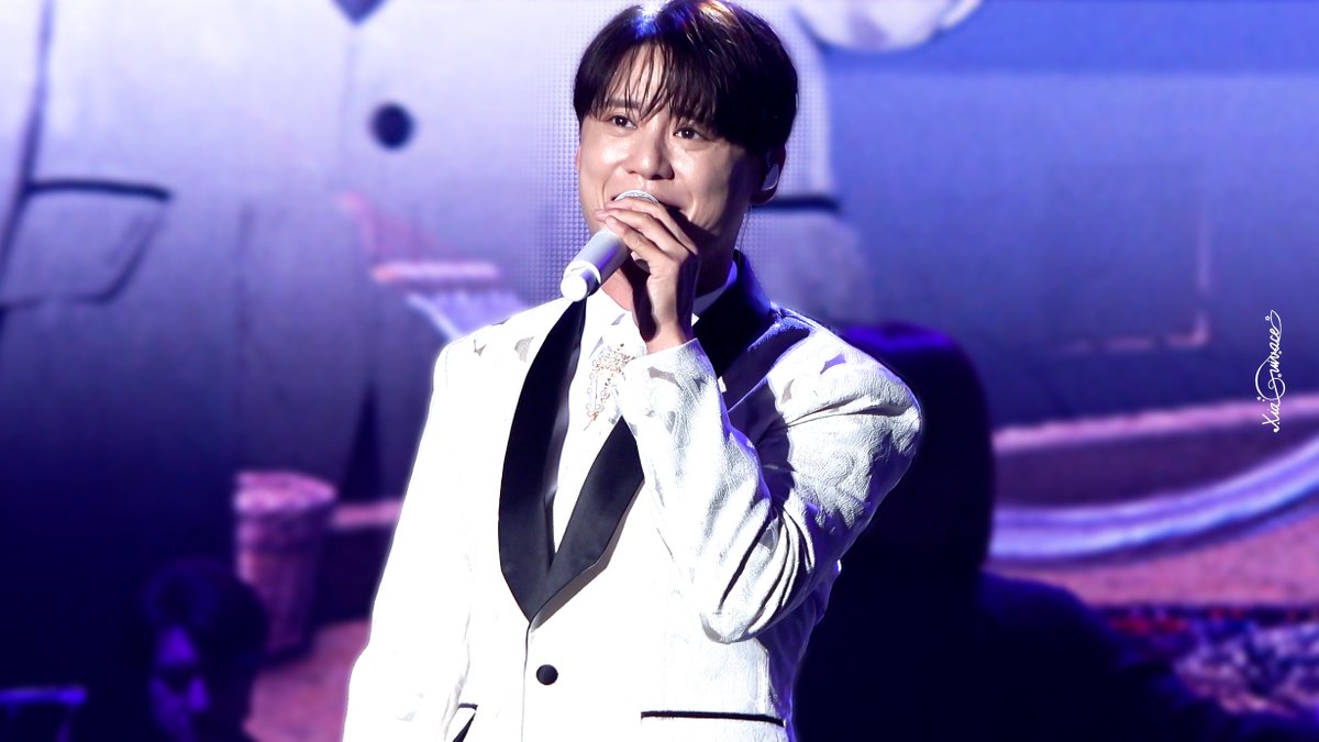 XIA_VIVACE's tweet image. 250628 A Million Miles Away | 알라딘 | PALMTREE ISLAND 3rd GALA CONCERT | 김준수 XIA JUNSU ジュンス (4K)
🔗youtu.be/CbBK_2Ut72s
#XIA #XIA준수 #김준수 #시아준수 #JUNSU #ジュンス #金俊秀