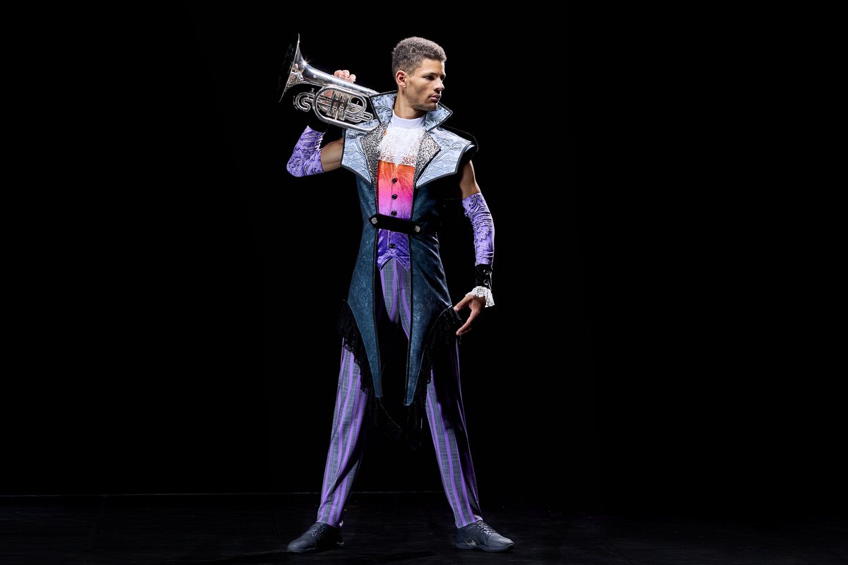 TheAcademyDBC's tweet image. “Unfolding fogs enigma, the shroud of mist gives way to sunlight that never fades”

#theacademydbc #drumcorps #dci25 #fruhaufuniforms #colorgarb