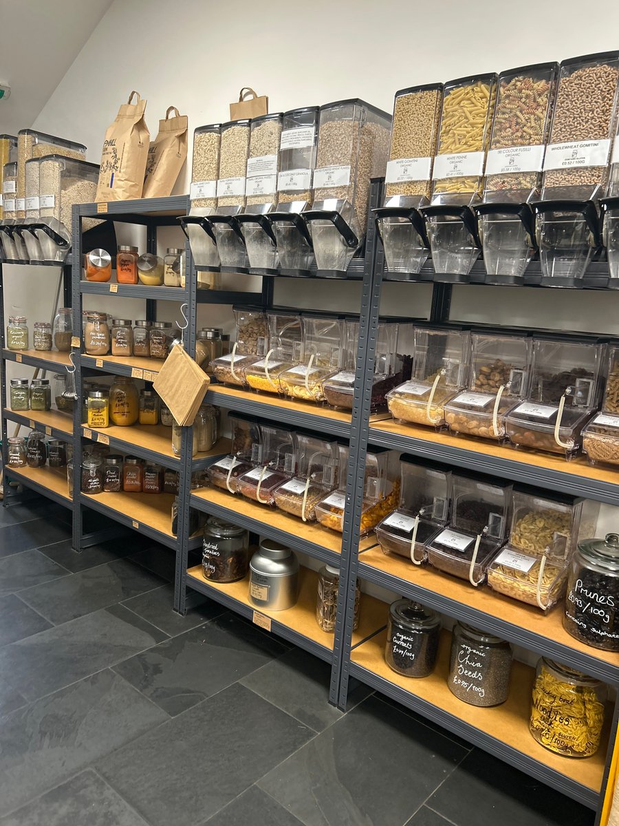 OriginalShrews's tweet image. Our next @IndieDayUK shoutout is Green Options Zero Waste, an eco-focused refill store located conveniently in #Shrewsbury's Darwin Shopping Centre.
Refill shopping = good for the planet 🌍 and your wallet 💸