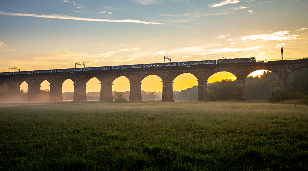 Wake up to a unique way to travel 💤🌅

Book your trip today at sleeper.scot

Another entry from the 3rd place winner of our photography competition that we held last year.
📸: Tim Moran