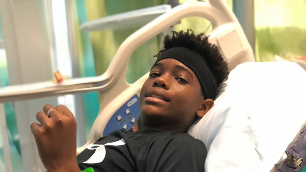 Miller Medicine (@umiamimedicine) on Twitter photo After years of living with #SickleCellDisease, Javarian Weatherspoon became the first patient in South Florida to receive a new gene therapy that’s changing lives. Today, he’s back home and pain-free. 🧬 Learn how <a href="/UMiamiHealth/">UMiami Health System</a> and <a href="/ExpertKidsCare/">UHealth Jackson Children’s Care</a> made it happen: After years of living with #SickleCellDisease, Javarian Weatherspoon became the first patient in South Florida to receive a new gene therapy that’s changing lives. Today, he’s back home and pain-free. 🧬 Learn how <a href="/UMiamiHealth/">UMiami Health System</a> and <a href="/ExpertKidsCare/">UHealth Jackson Children’s Care</a> made it happen: