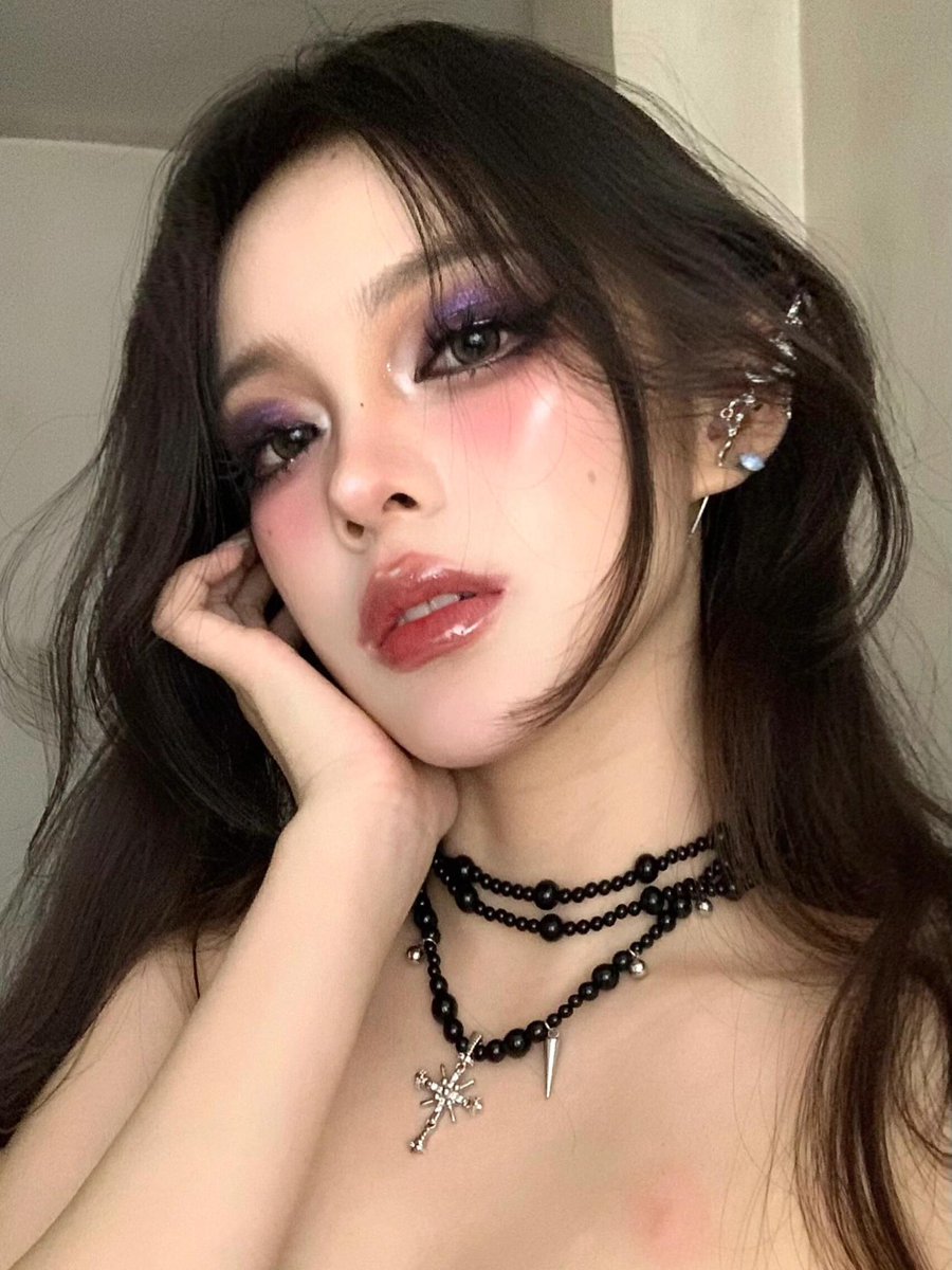 #盯射 #ahegao #阿黑颜 #翻白眼 #丧志 #反差婊 #网红  #女神 #婊子 #高潮脸 #整容脸 #健身婊 #油脸 #巨乳 #淫语 #骚话 #长舌 #蛇舌 #抖音风 https://t.co/MYHybR8udX