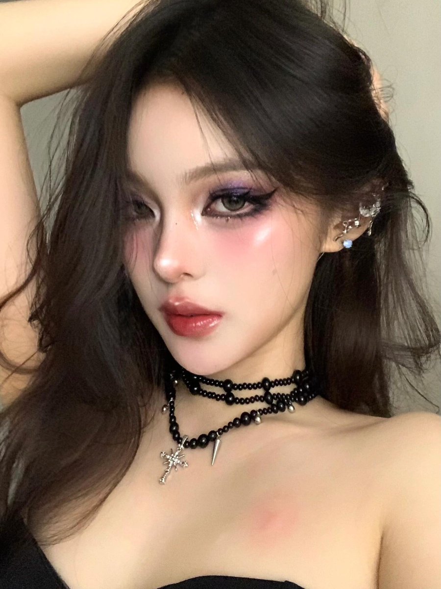 #盯射 #ahegao #阿黑颜 #翻白眼 #丧志 #反差婊 #网红  #女神 #婊子 #高潮脸 #整容脸 #健身婊 #油脸 #巨乳 #淫语 #骚话 #长舌 #蛇舌 #抖音风 https://t.co/MYHybR8udX