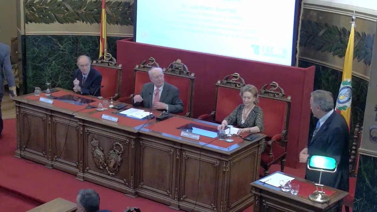 🔴 #EnDirecto | Da comienzo la Sesión Científica de la RANME.

Con la participación del Prof. Luis Martí Bonmatí y el Prof. Alejandro Pazos Sierra.

Puedes seguirla en directo en ranm.tv