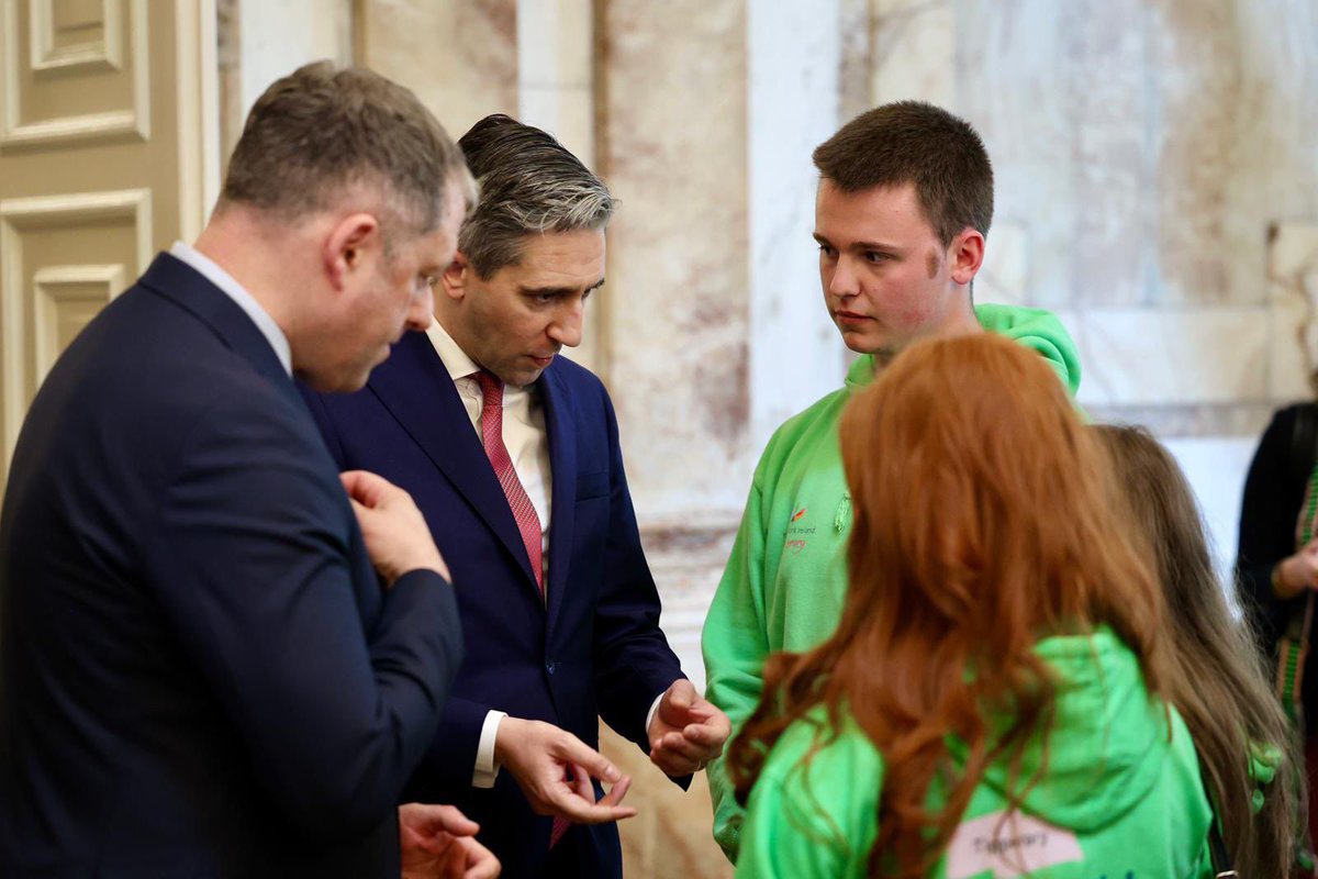 Thomas Byrne (@thomasbyrnetd) on Twitter photo Team Ireland is getting ready to take on the Presidency of the Council of the EU in 2026! 🇮🇪🇪🇺
Really glad to join <a href="/SimonHarrisTD/">Simon Harris TD</a> in welcoming guests to Iveagh House to mark the 365 day countdown to our EU Presidency.
For more info via <a href="/dfatirl/">Irish Foreign Ministry</a> ➡️ gov.ie/en/department-… Team Ireland is getting ready to take on the Presidency of the Council of the EU in 2026! 🇮🇪🇪🇺
Really glad to join <a href="/SimonHarrisTD/">Simon Harris TD</a> in welcoming guests to Iveagh House to mark the 365 day countdown to our EU Presidency.
For more info via <a href="/dfatirl/">Irish Foreign Ministry</a> ➡️ gov.ie/en/department-…