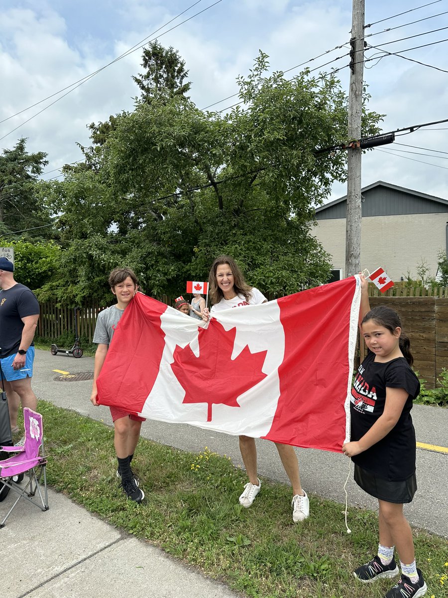 BriGarceau's tweet image. 🇨🇦 Je souhaite une joyeuse fête du Canada à toutes et à tous!
Profitons de cette journée pour souligner ce qui fait la richesse de notre pays : notre ouverture, notre résilience et notre incroyable diversité.
-
🇨🇦 Wishing a very happy Canada Day to everyone!
Today is a chance…