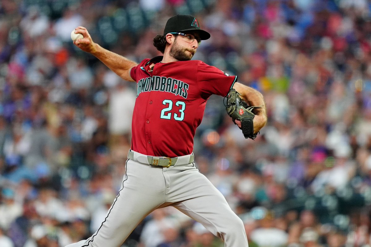 VSiN (@vsinlive) on Twitter photo Are the Diamondbacks a good bet tonight? Get that intel and more in <a href="/SteveMakinen/">Steve Makinen</a>'s exclusive MLB Analytics Report:
vsin.com/mlb/mlb-top-pi… Are the Diamondbacks a good bet tonight? Get that intel and more in <a href="/SteveMakinen/">Steve Makinen</a>'s exclusive MLB Analytics Report:
vsin.com/mlb/mlb-top-pi…