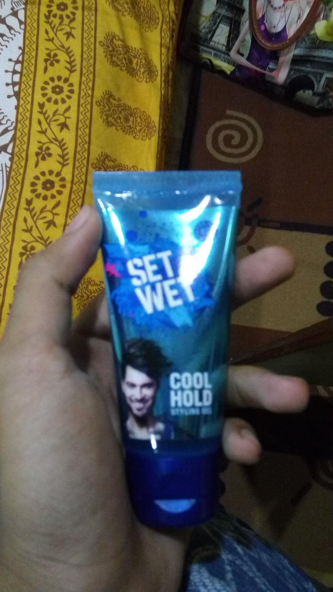 KashiKummari's tweet photo. Set Wet Styling Hair Gel for Men - Casually Cool, 50gm | Medium Hold, High Shine | For Medium to Long Hair |No Alcohol, No Sulphate
Price : -20% ₹40 
M.R.P.: ₹50
Buy Here : https://t.co/ugNTFuiY6S

Customer Review : Good product https://t.co/TKb0zIxY2f
