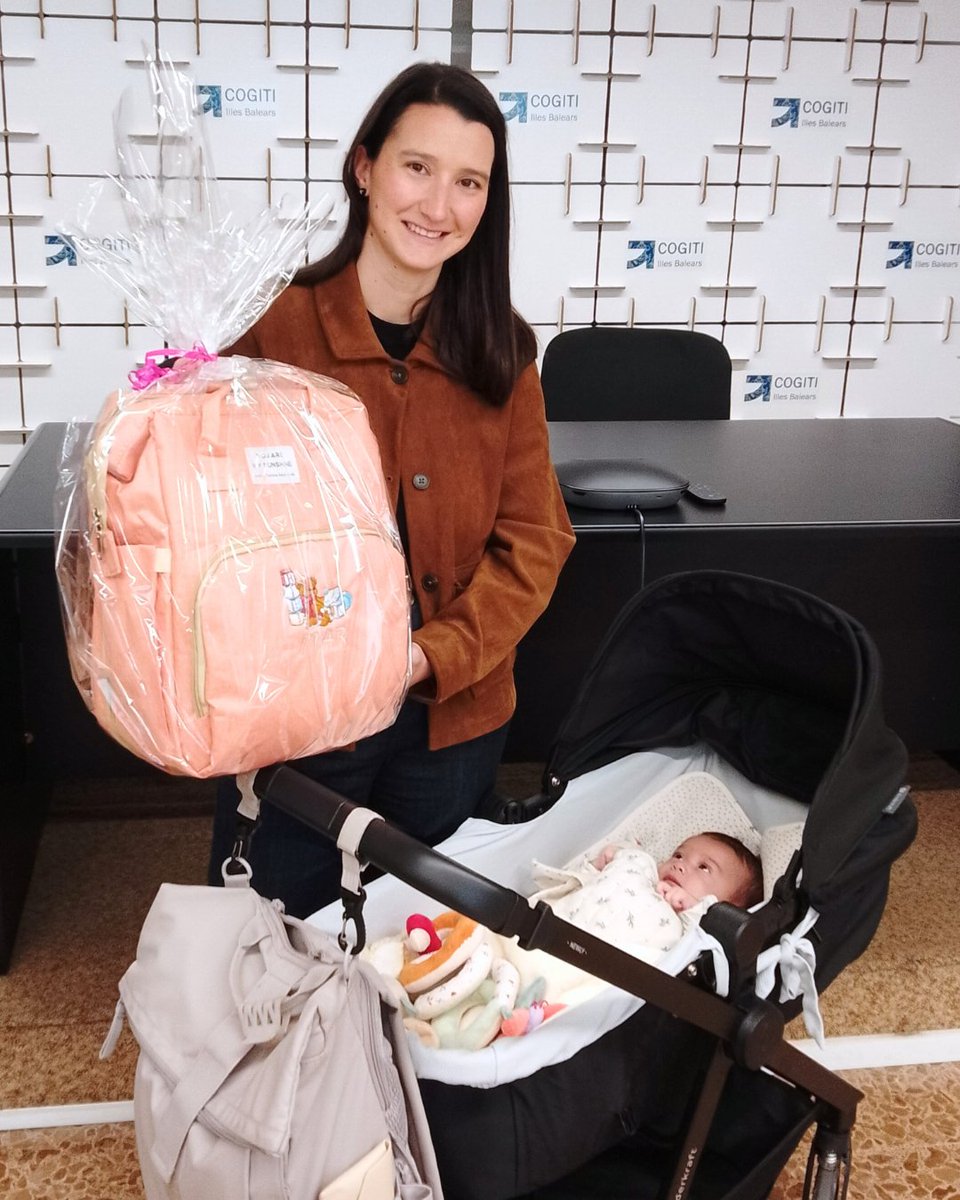 COGITI Balears (@cogitibalears) on Twitter photo Entregamos a Andrea María, esposa del colegiado William, el obsequio de natalidad del Colegio: una mochila personalizada con el nombre de su hija Mar.
📝 Si recientemente has tenido un hijo, puedes solicitar tu regalo escribiendo a coetima@coeti-balears.com.
#Baleares #Palma Entregamos a Andrea María, esposa del colegiado William, el obsequio de natalidad del Colegio: una mochila personalizada con el nombre de su hija Mar.
📝 Si recientemente has tenido un hijo, puedes solicitar tu regalo escribiendo a coetima@coeti-balears.com.
#Baleares #Palma