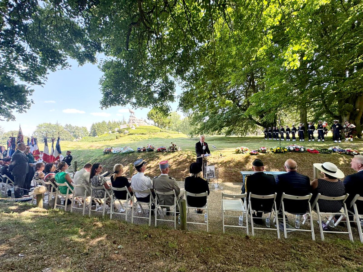 HonStephaneDion's tweet image. On July 1st, 1916, some 800 soldiers from #NewfoundlandandLabrador engaged in the battle of #BeaumontHamel. Only 68 of them answered roll call the next day. A tremendous sacrifice which we commemorate today at #BeaumontHamel alongside PM Hogan @PremierofNL. #CanadaRemembers 🍁