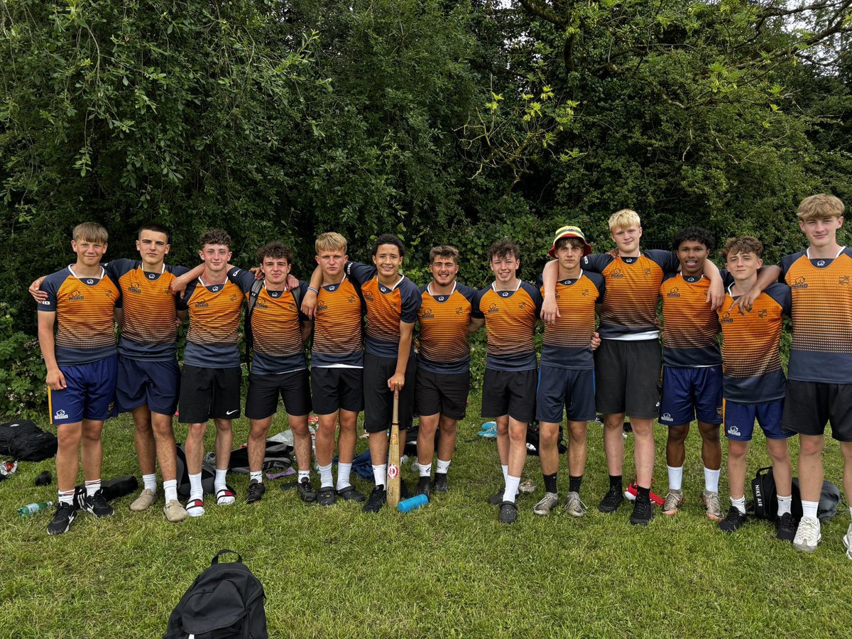 Y10 Welsh Baseball⚾️

A fantastic day for the Y10 pupils getting to play in their first ever Welsh Baseball tournament. A few mixed results throughout the day, but the boys always persevered and battled until the end. Da iawn boys👏🏻

Top batter - Alfie Beesley with 25 runs🔷🔶