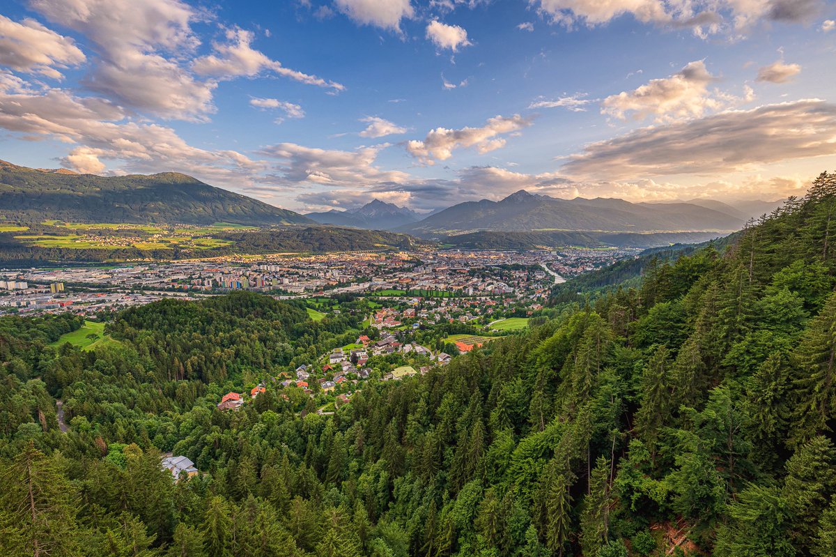 Innsbruck from above 🫶

📷: Markus Mair #myInnsbruck