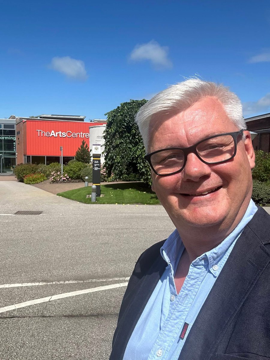 HaydockBand's tweet photo. Our Musical Director Mark Quinn attended the Arts4Us (Edge Hill Uni) conference last weekend. We’re a partner organization to the research group which foucuses on young people aiming to create a digital platform for them to access arts to improve their mental heath- wonderful 🎶 https://t.co/ePFtxNDcqF