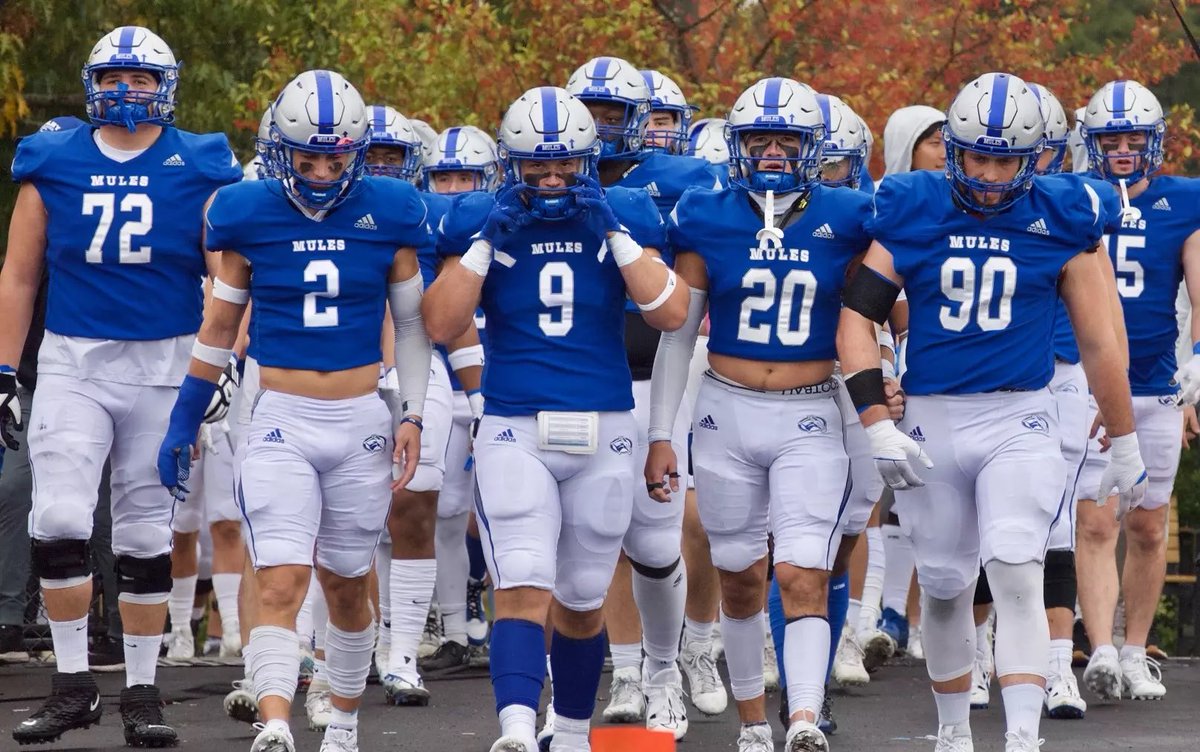 Luca Smith (@smithluca77) on Twitter photo After an amazing conversation with <a href="/CoachDGallagher/">Coach Dan Gallagher</a> I am blessed to say that I have received my first offer from <a href="/Colby_Football/">Colby Football</a> #AGTG✝️ <a href="/ColbyCoachCos/">Jack Cosgrove</a> <a href="/Coach_Hobbins/">Liam Hobbins</a> <a href="/Chaminade_FB/">Chaminade Flyers Football</a> <a href="/CoachClaro/">Tom Claro</a> <a href="/coache57/">Tom Elder</a> After an amazing conversation with <a href="/CoachDGallagher/">Coach Dan Gallagher</a> I am blessed to say that I have received my first offer from <a href="/Colby_Football/">Colby Football</a> #AGTG✝️ <a href="/ColbyCoachCos/">Jack Cosgrove</a> <a href="/Coach_Hobbins/">Liam Hobbins</a> <a href="/Chaminade_FB/">Chaminade Flyers Football</a> <a href="/CoachClaro/">Tom Claro</a> <a href="/coache57/">Tom Elder</a>
