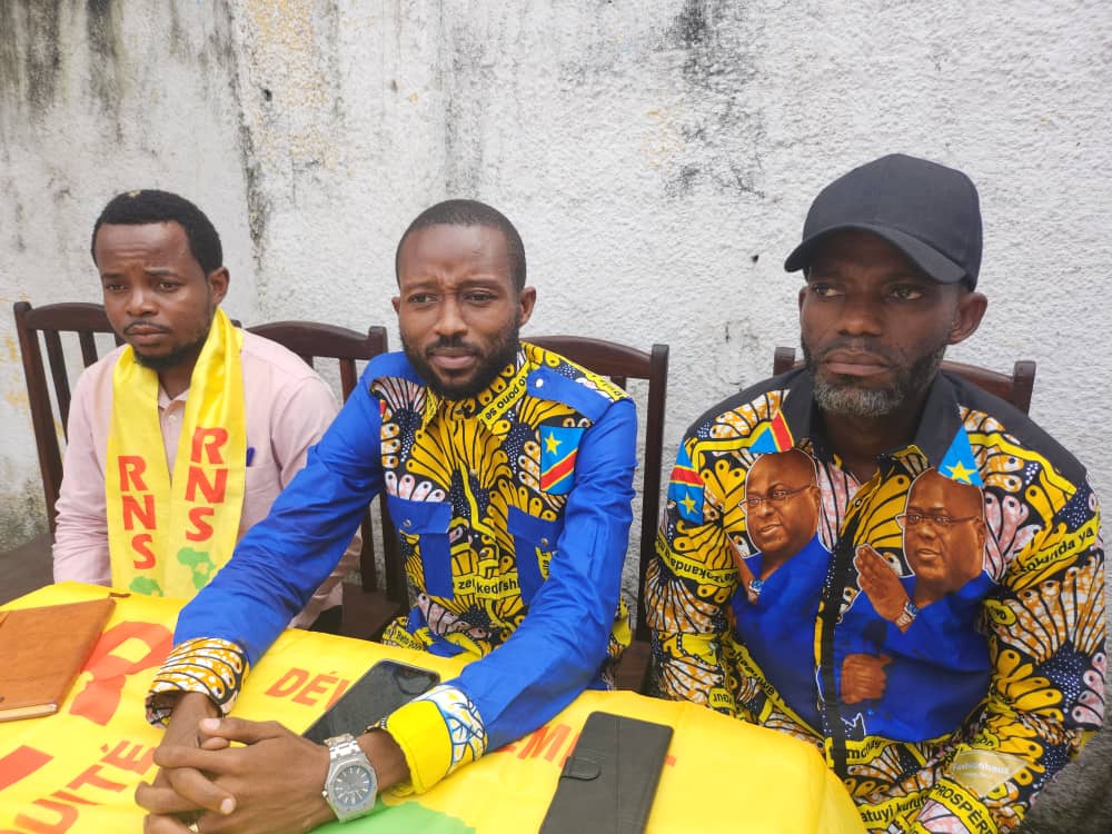 OfficielRns's tweet image. #LIBANDA _65ans
#REDYNAMISATION
🇨🇩 30 Juin – Jour de l’Indépendance, nous célébrons plus qu’une date : nous célébrons un peuple, une histoire, une fierté. Dans sa campagne de Masolo Na Base, le RNS a célébré cette journée historique avec l’une de cellule de Ngampani à kimbanseke.