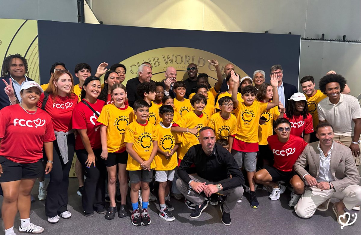fccusaofficial's tweet image. THANK YOU!! @FlFAPresident, @FIFAcom, @FIFACWC
for helping FCC USA receive 500 tickets to the unforgettable Bayern vs Flamengo match! 🙌📷 Because of your generosity, hundreds of kids + families from underserved communities experienced pure joy, connection, and belonging.❤️